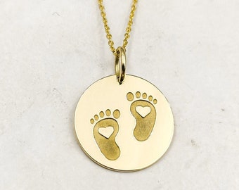 Collier pieds de bébé en or massif 14 carats, pendentif pieds de bébé nouveau-né en or, cadeau de baby shower, pièce d'or bijoux de pied de bébé, collier personnalisé