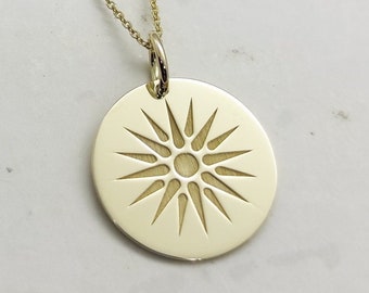 Pingente de Sol Vergina Gravado, Colar de Ouro Sólido 14K, Colar de Sol Grego Delicado, Pingente de Estrela de Vergina de Ouro, Pingente de Estrela da Macedônia de Ouro