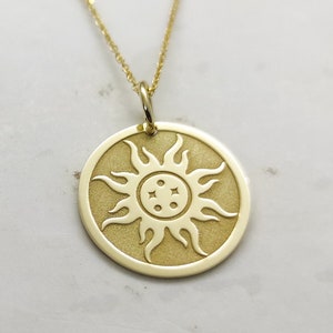 14K Sun Necklace, Layered Pendant, Celestial Sun Charm, Gold Sun Jewelry, Personalized Jewelry, Sunburst Pendant, Minimalist Gold Necklace