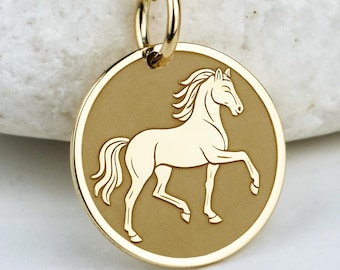 Collier cheval en or massif 14 carats, bijoux du zodiaque chinois, pendentif en or personnalisé, amulette de l'année de naissance, cadeau d'anniversaire, breloque symbole de liberté