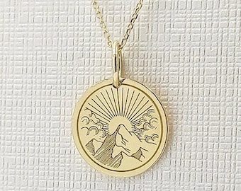 14K Solid Gold Sunrise Necklace, Gold Mountain Disc Pendant, Engraved Nature Jewelry, Gold Rising Sun Charm, Mountain Range Necklace