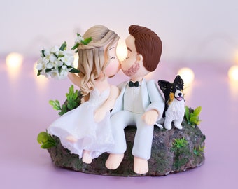 Bride and Groom with Dog and Cat - Wedding cake topper - Custom Wedding Clay Figurines & Wedding Keepsake - Customized