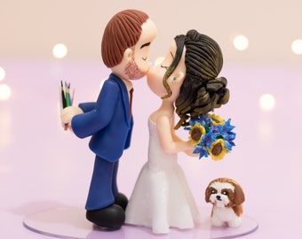 Kissing Wedding Cake Topper Bride and Groom with Dog - Traditional Wedding Cake Topper with Pets - Handmade Mr and Mrs Topper - Keepsake