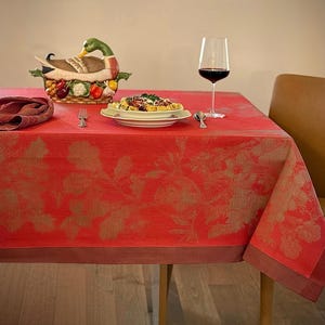 Williams Sonoma Jacquard Tablecloth Tomato Red Extremely RARE Color 70х108” NEW