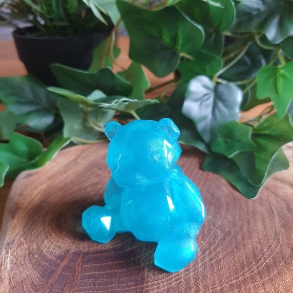 Cute bear blue - teal in resin - great as a gift - Beertje blauw aqua van epoxyhars - leuk als cadeau