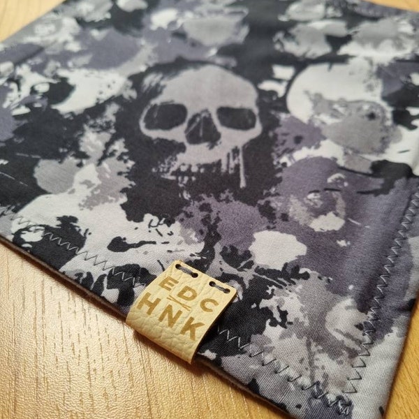 Camo Skulls EDC Hank 20x20cm Grey Microfibre Backing Pocket Square Everyday Carry