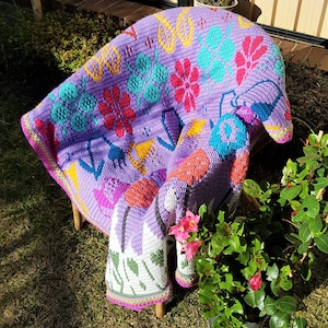 Mosaic Crochet Pattern, Floral Fantasy, PDF file only