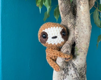 Crochet sloth plant buddy