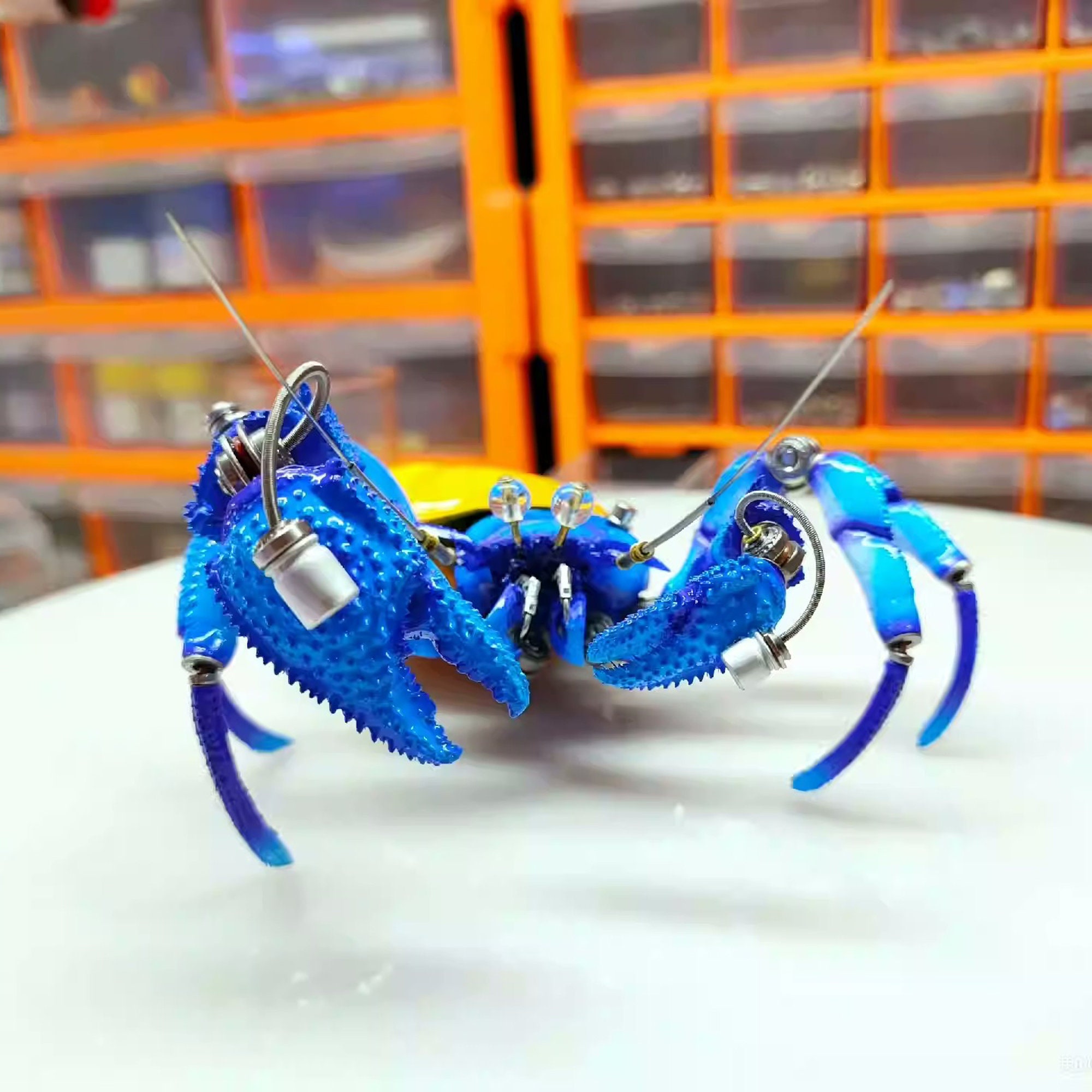 機械式ブルーヤドカリミュータント、手作り工芸品 3D 彫刻、スチーム