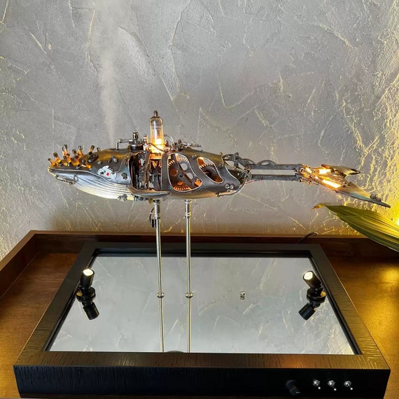 手作りのスチームパンクなクジラの彫刻：キネティックな機械式
