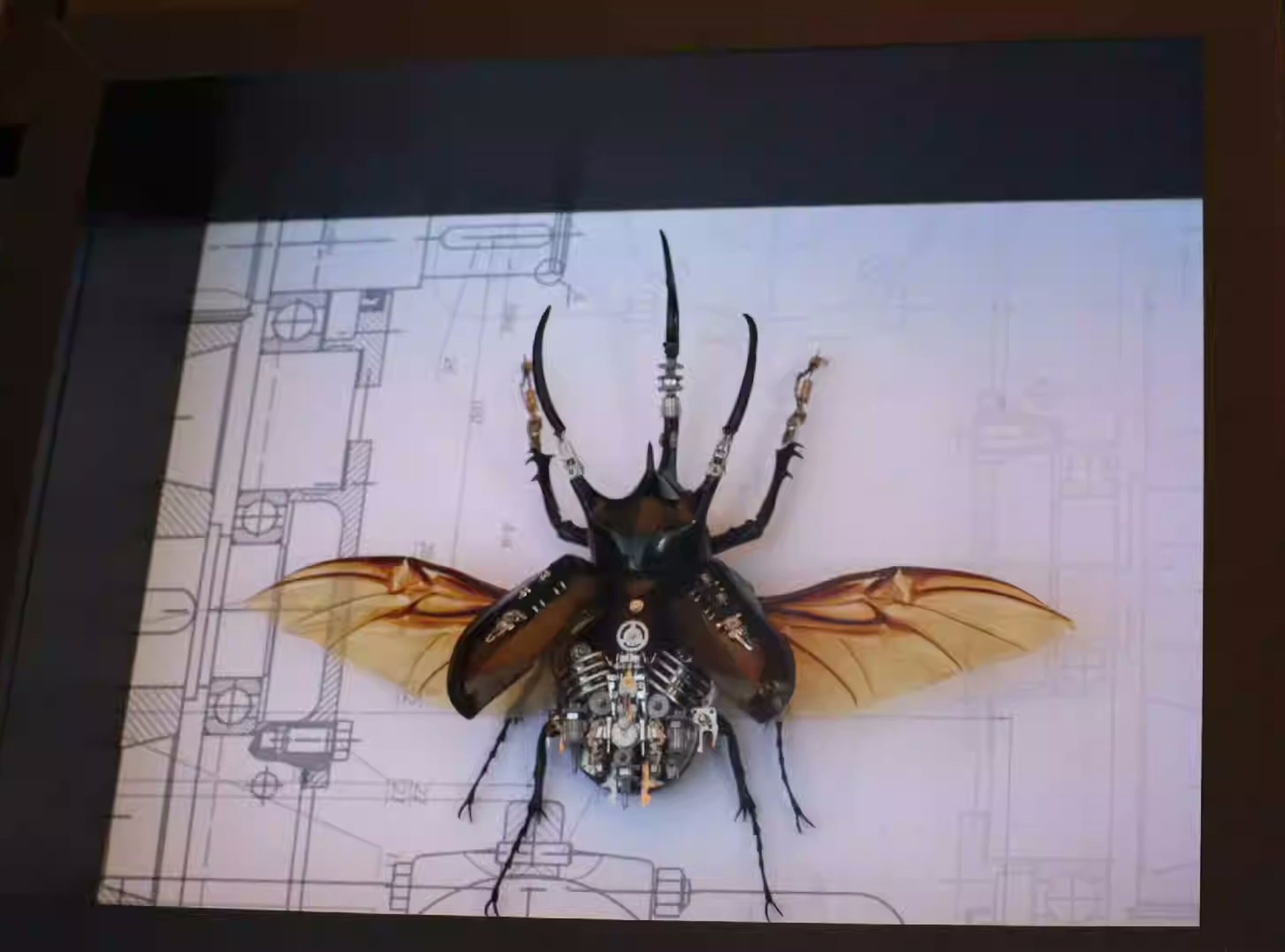 スチームパンクなカブトムシ昆虫、本物のカルコソマアトラス、サイバー