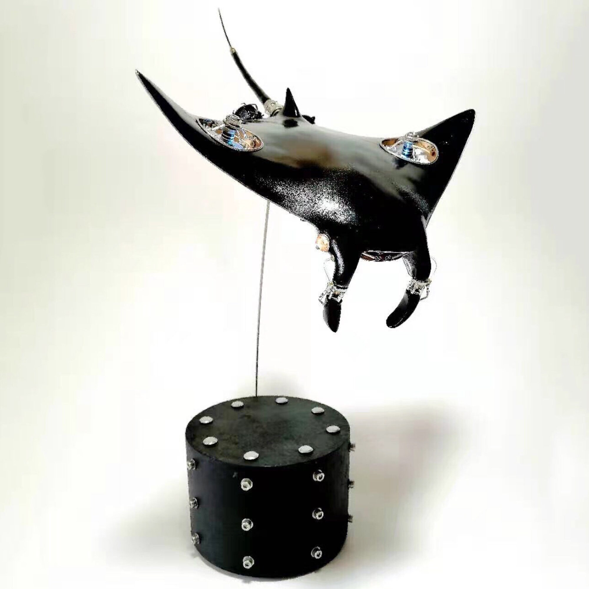 マンタのアンティーク置物 マンタ メカニカル ミュータント 3D ロボット クリーチャー 動物