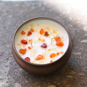 Visionaire Crystal Candle - Citrine Carnelian for Creativity Inspiration | Joy and Motivation Energy | Gift for Artists andEntrepreneurs