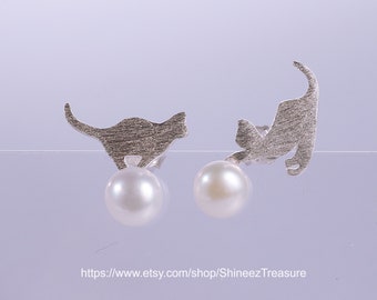 Sterling Silver Cat Stud Earrings with Pearl