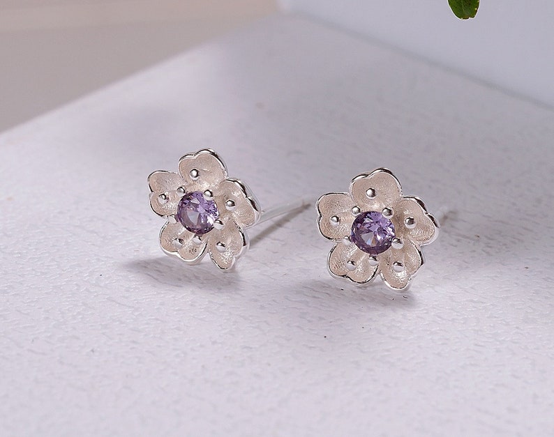 925 Sterling Silver Minimalist Flower Earrings Stud Purple