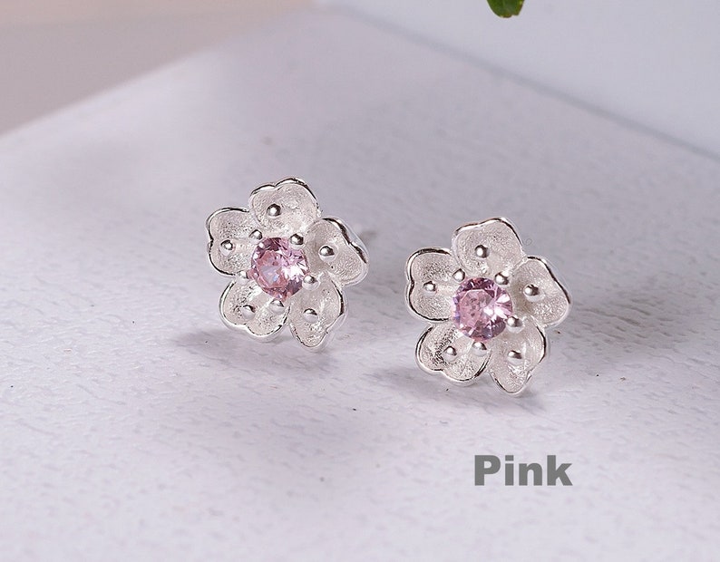 925 Sterling Silver Minimalist Flower Earrings Stud image 3