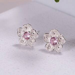 925 Sterling Silver Minimalist Flower Earrings Stud Pink