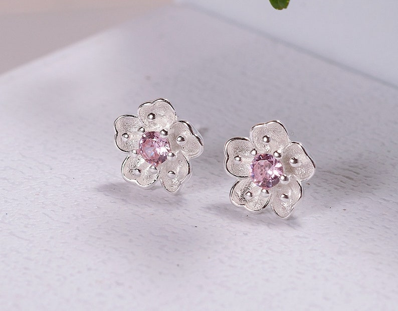 925 Sterling Silver Minimalist Flower Earrings Stud Pink