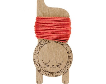 Wooden needlework floss keeper/Floss Bobbin/Thread Holder/Yarn Keeper/Embroidery Floss Keeper Leo/Set of 6