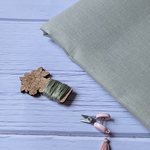 32ct Linen Cross Stitch Fabric/Linen Fabric for counted cross stitch/ Cross stitch Embroidery fabric  - Water Lily color