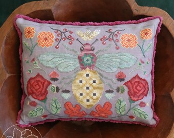 Autumn Bee Cross Stitch Chart: Floral Fall Colors (Printed Pattern)