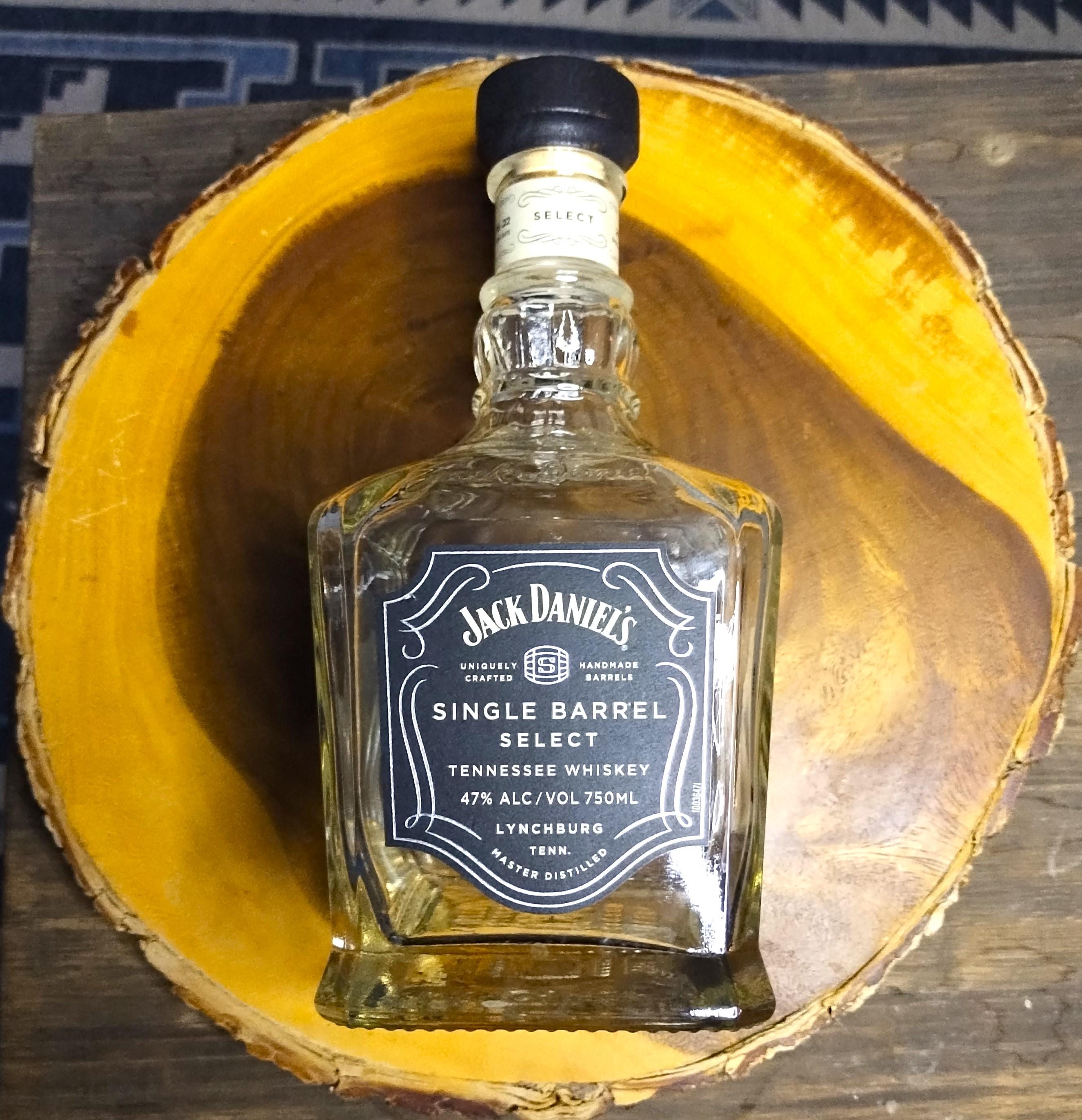 Jack Daniels Single Barrel Select - Tennessee Whiskey Bottle