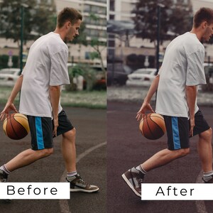 Op de afbeelding: Een persoon dribbelt een basketbal op een basketbalveld. De persoon draagt een wit T-shirt, een zwarte broek met een blauwe streep en bruine sneakers. De basketbal is oranje en bruin.