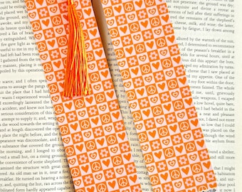Heart Bookmark, Retro Bookish Merch, Paper Bookmark, Gifts for Readers Women, Book Lover Gift, Book Club Gift, Reading Accessories, Peace