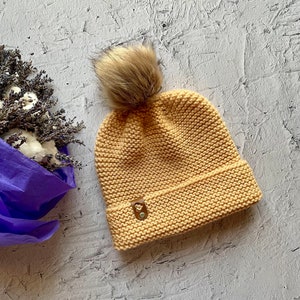 Beige Winter Beanie,Unisex Pompom Beanie,Holiday Gift,Chunky Knitted Hat,Ribbed Beanie,Boblle Beanie,Cozy Warm Accessories