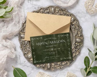 Puede incluir: Una tarjeta verde de guardar la fecha con un borde blanco y un diseño ornamentado. El texto dice "Save the Date" y "Arwen & Aragorn". La fecha es el 18 de septiembre de 2025, a las 4 PM. La ubicación es 125 Any Where St., Any City.