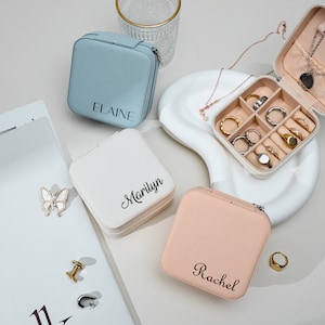 Aangepaste naam lederen sieradendoos, gepersonaliseerde verjaardagssieradendoos, cadeau bruidsmeisje, unieke reissieradendoos, monogram sieradendoos