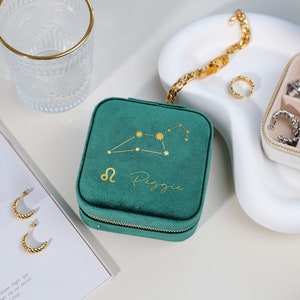 Custom Horoscope Velvet Jewelry Box, Personalized Birthday Jewelry Box, Bridesmaid Gift, Travel Jewelry Case, Constellation Jewelry Box Dark green