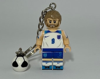 Harry Kane keychain - England Bayern Munich football mini figure keyring - geek nerd gift soccer