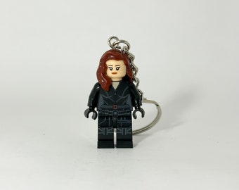 Black Widow mini figure keychain - geek nerd retro avengers keyring endgame marvel Scarlett Johansson
