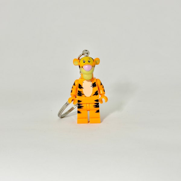 Tigger mini figure keychain - 90’s nostalgia cartoon gift geek nerd Winnie the Pooh