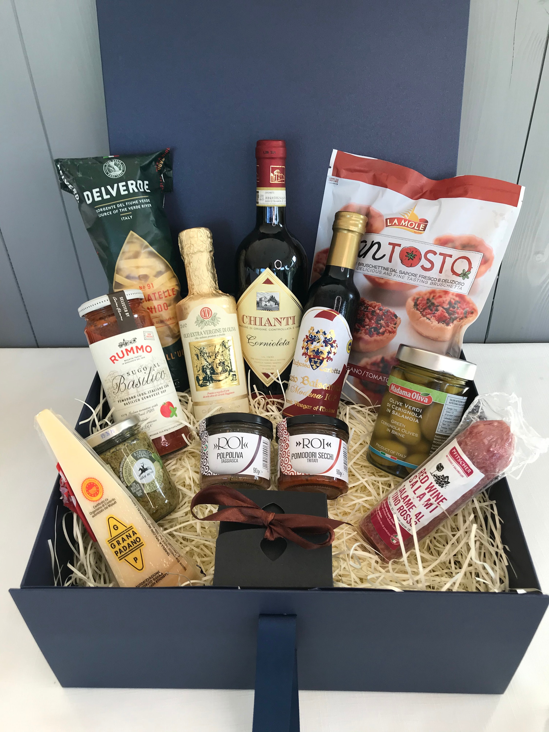 Milano Delux Italian food hamper / Anniversary / Wedding / Etsy