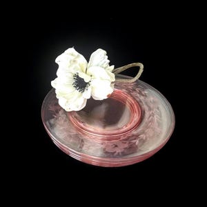 Pink depression glass floral etched small plates/salad plates/dessert plates /cottagecore/rustic farmhouse/set of 4