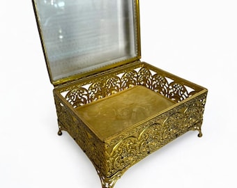 Vintage Footed gold metal Filigree Jewelry Casket/ Jewelry Box/hollywood regency decor/vanity decor/dresser box/ormolu