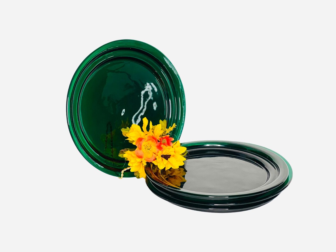 Set of 4 Vintage Emerald Green Glass Dinner Plates /colorful Glass