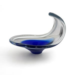 Swedish Coquille Cobalt Blue & Clear Glass Bowl free form art glass,Scandinavian glass