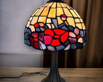 Vintage mosaic stained glass lamp/ accent lamp/floral