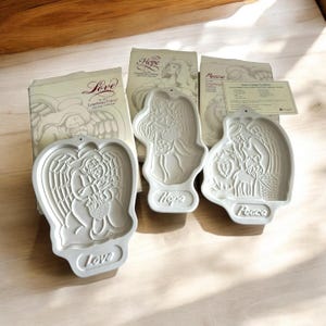 Set of 3 vintage Longaberger Christmas clay cookie molds/angel series/1993/1994/1995/peace/love/hope/never used