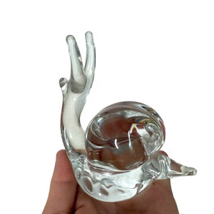 Art glass snail figurine clear paperweight/signed