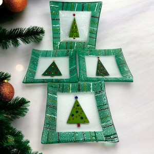 4 Gorham fused glass Christmas appetizer plates/small Christmas plates/Christmas tree dishes