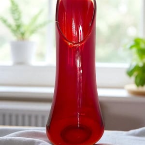 L.E. Smith Large 15.5”&quot; Red/amberina Orange Smoothie Fat bottom  Swung Glass Vase Vintage MCM