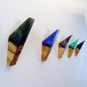 Handmade Epoxy Olive Wood Wall Hook: Modern Coat, Hat, Towel Hanger