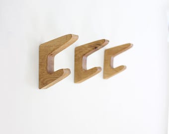 Handcrafted Walnut & Oak Wood Wall Hook: Modern Coat/Towel/Hat Rack