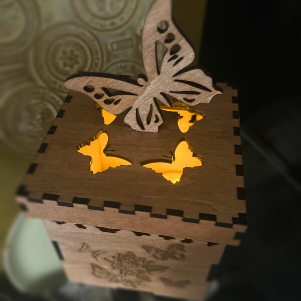 New item! Lovely butterfly candle box