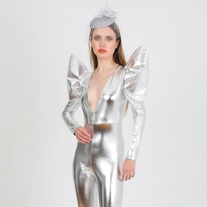 Silver Futuristic Costume, Show Girl Costume, Fancy Stage Costume, David Bowe Costume, Cosplay Catsuit, Barbi Costume, Hatted Costume Set