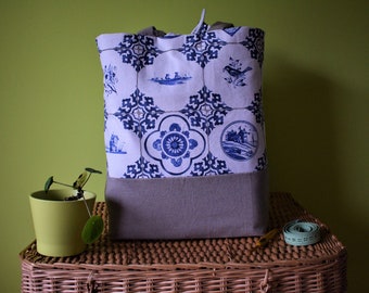 Grand sac de projet pour le tricot, le crochet, la couture. Sac de projet à cordon, motif carreaux bleus de Delft.
